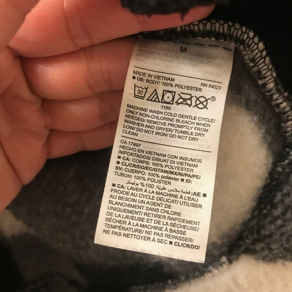 Old Navy Buffalo Plaid Half Zip Sherpa Pullover Sweater - Medium - Picture 2 of 4